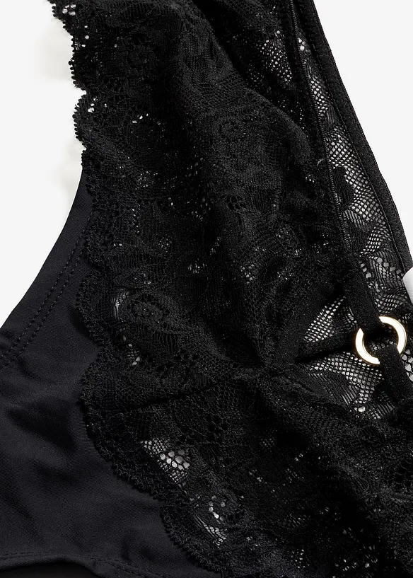 Stringtrosa i hipstermodell med blomm&ouml;nstrad spets, bonprix