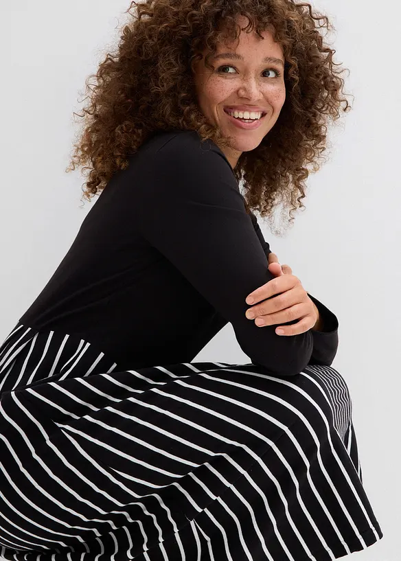 Mellanl&aring;ng jerseykl&auml;nning i bomull, bonprix