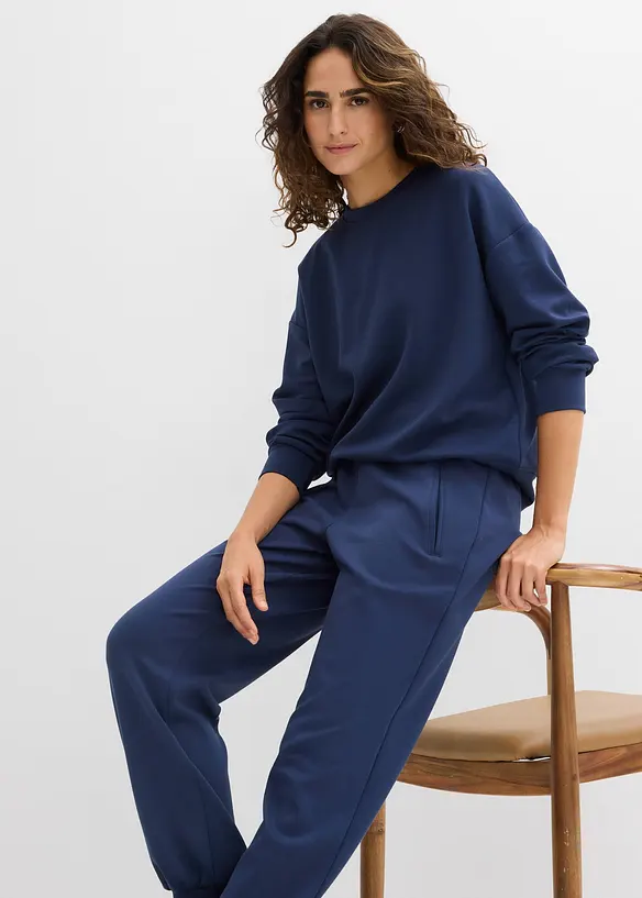 Sweatshirt av mjuk, stabil trik&aring;, bonprix