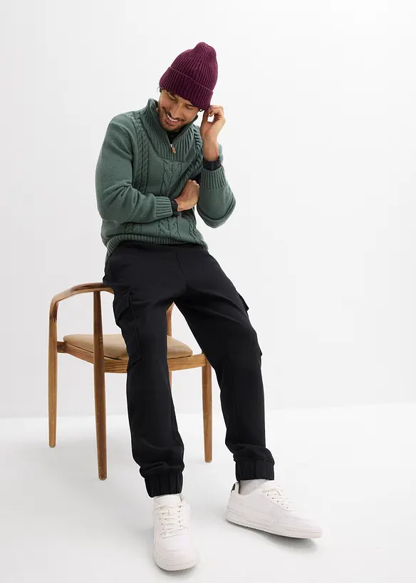 Joggingbyxa med cargofickor, avslappnad passform, bonprix