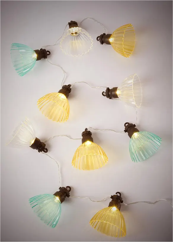 LED-ljusslinga med blommor, bonprix