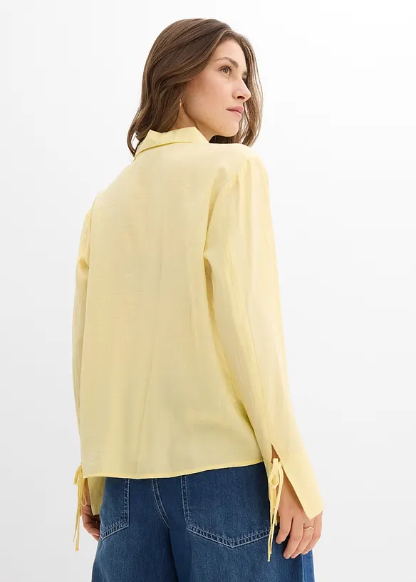 Skjortblus i mjuk viskosmix, bonprix