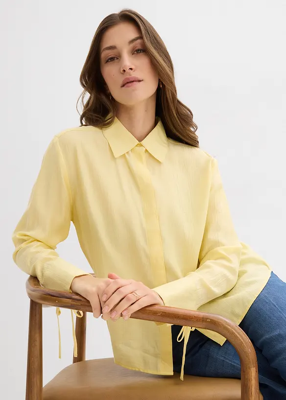 Skjortblus i mjuk viskosmix, bonprix