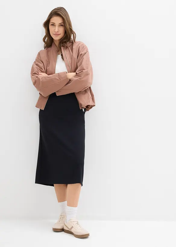 Midikjol av mjuk, stabil trik&aring;, bonprix