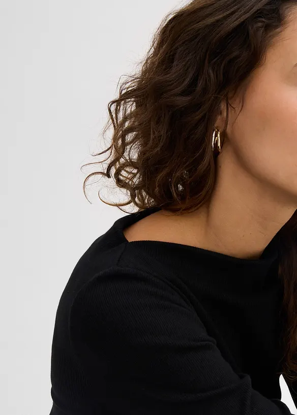 Ribbstickad topp med figurn&auml;ra passform, bonprix