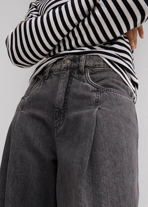 Jeans med Wide Leg och High Waist, bonprix