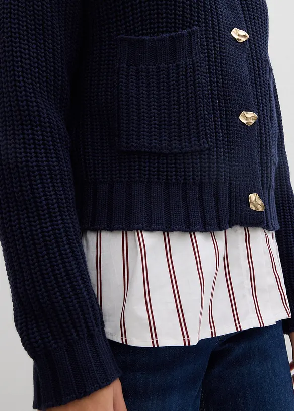 Grovstickad cardigan med hamrade knappar, bonprix