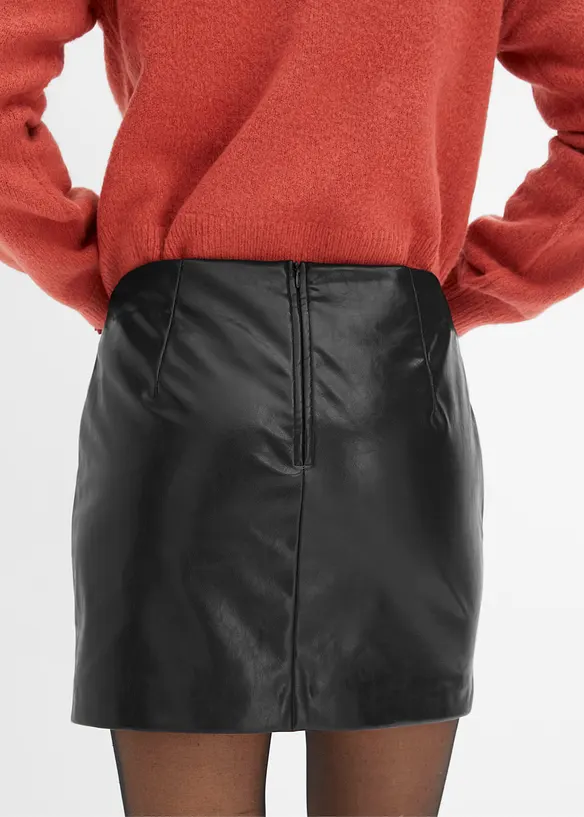 Kort kjol i skinnimitation, bonprix