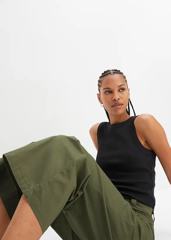 Byxa med vida ben och h&ouml;g, bekv&auml;m midja, bonprix