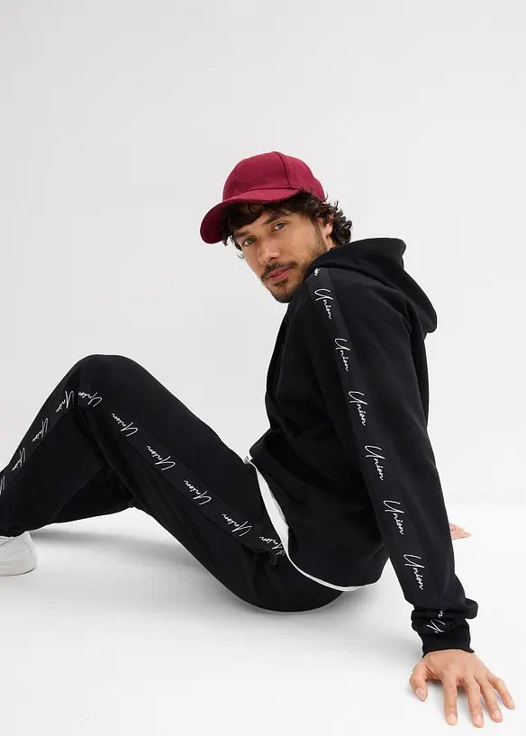 Sweatshirt med huva i ekologisk bomull, avslappnad passform, bonprix