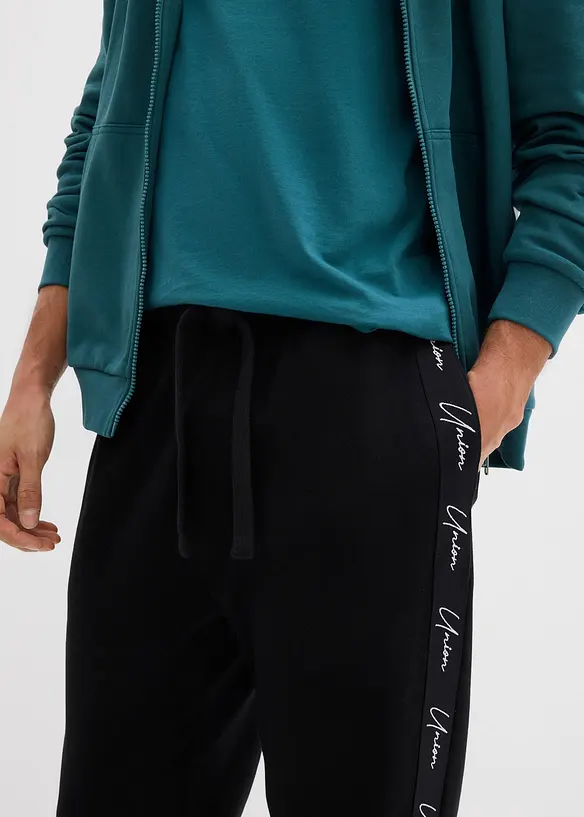 Joggingbyxa i ekologisk bomull, avslappnad passform, bonprix