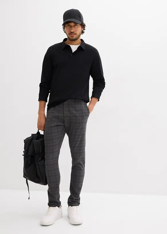 Stretchig kostymbyxa med &aring;tervunnen polyester, bonprix