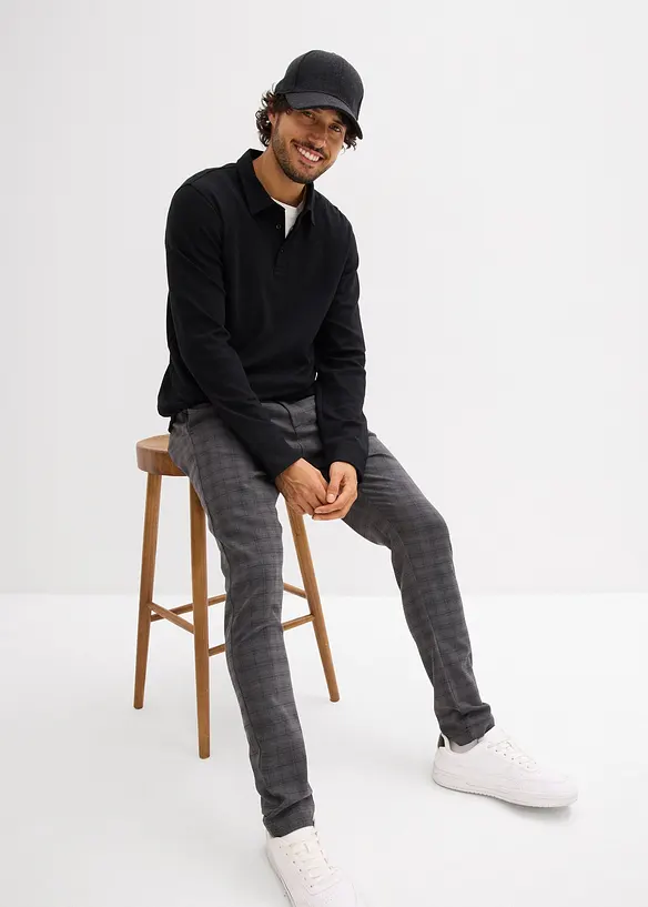 Stretchig kostymbyxa med &aring;tervunnen polyester, bonprix