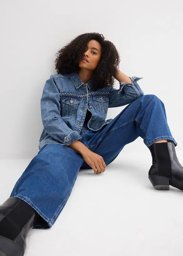 Jeansjacka med fl&auml;tad detalj, bonprix