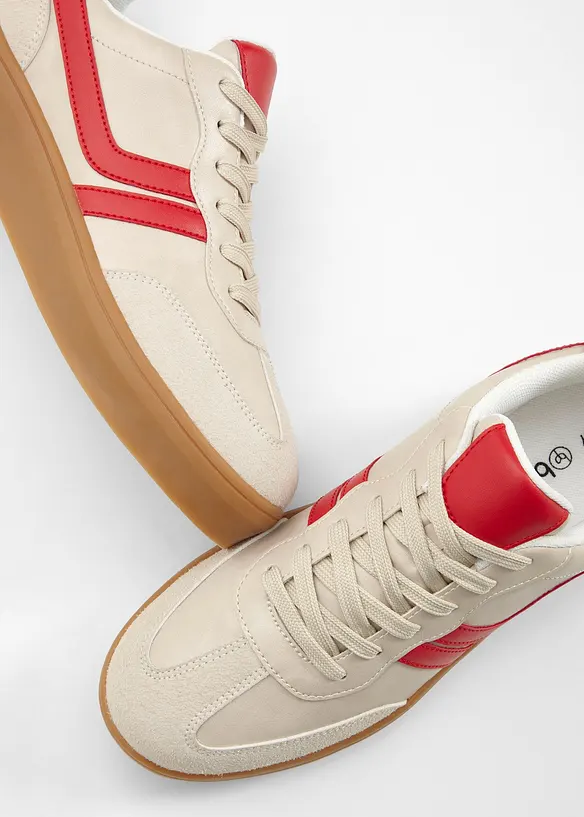 Sneakers med plat&aring;sula och retrolook, bonprix