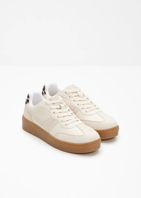Sneakers med plat&aring;sula och retrolook, bonprix