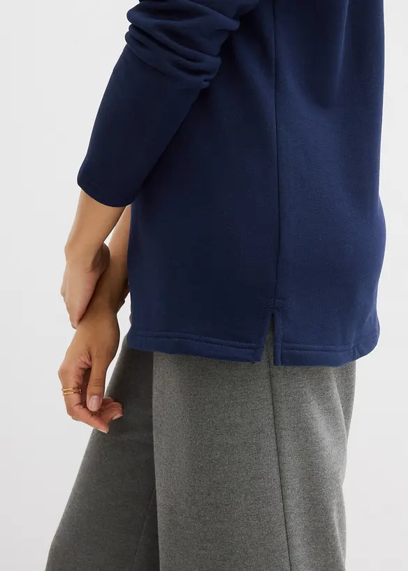 Sweatshirt med slits, bonprix