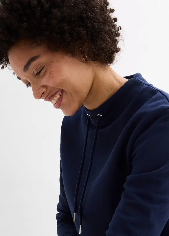 Sweatshirt med slits, bonprix