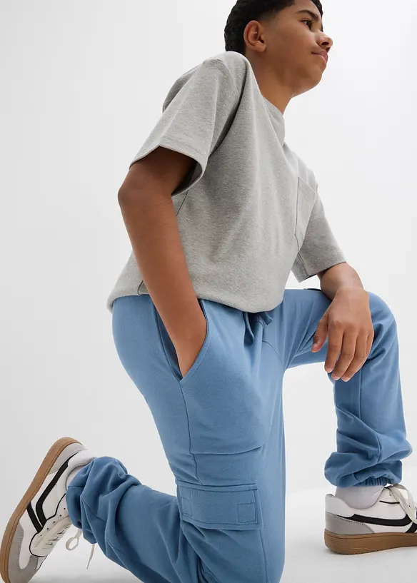 Joggingbyxa med cargofickor, bonprix