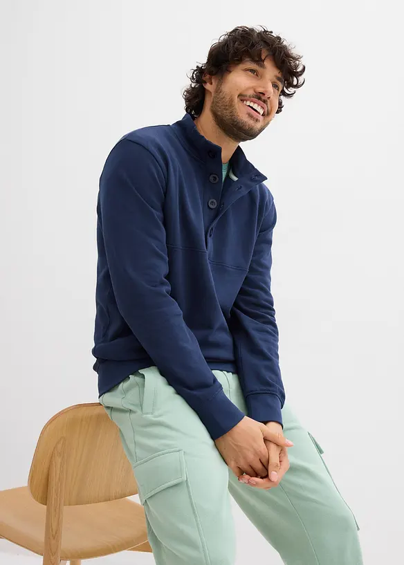 Sweatshirt med knappsl&aring; i ekologisk bomull, bonprix