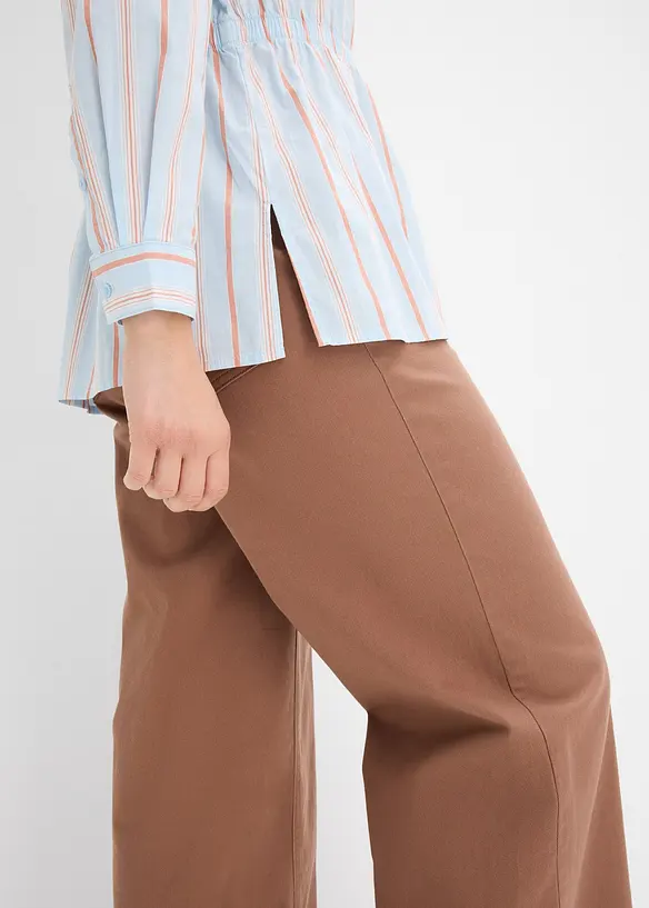 Skjortblus i stretchig bomullspoplin, bonprix