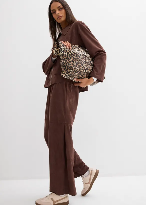 Dra p&aring;-byxa i mockaskinnimitation, bonprix