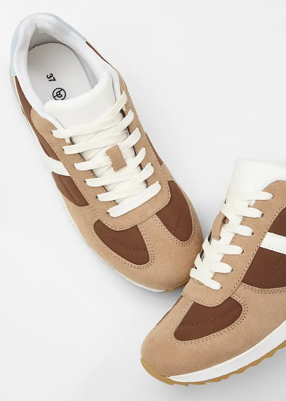Sneakers med retrolook, bonprix