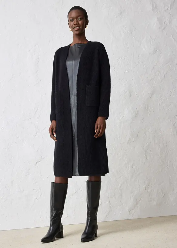 Stickad kappa med alpackaull, bonprix