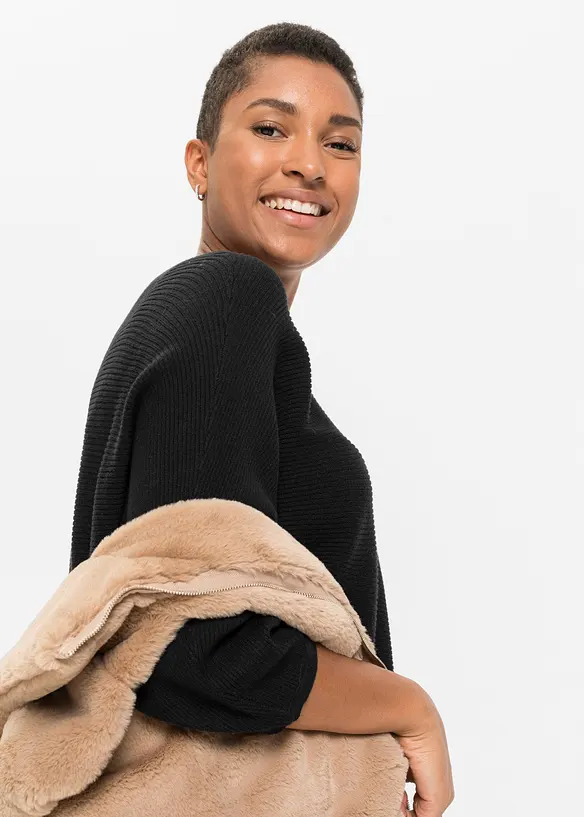 Ribbstickad oversizetr&ouml;ja i viskosmix, bonprix