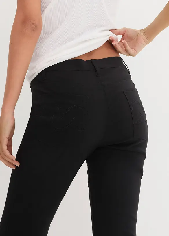 Stretchig bengalinbyxa i bootcutmodell, bonprix