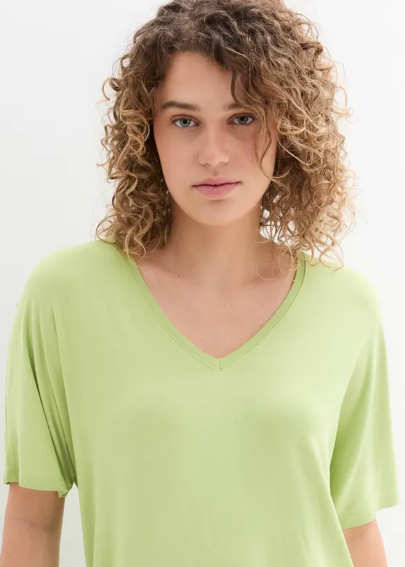 L&aring;ng topp av h&aring;llbar viskosmix, bonprix