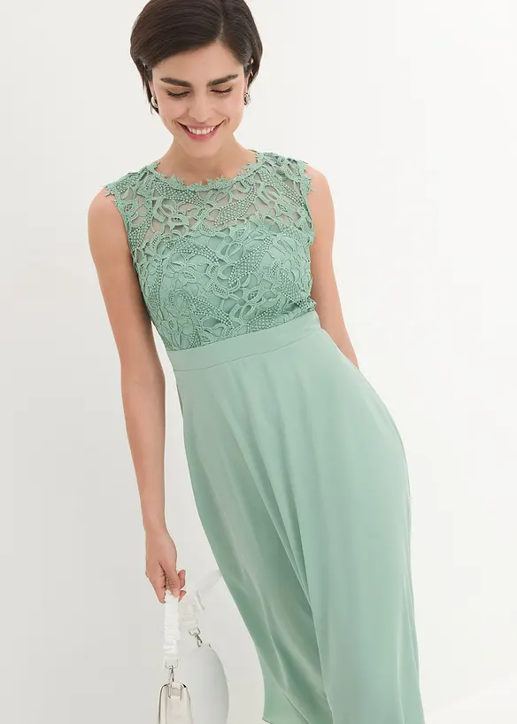 L&aring;ng aftonkl&auml;nning med spets, bonprix