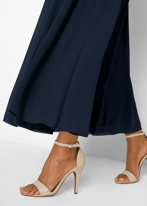 L&aring;ng aftonkl&auml;nning med spets, bonprix