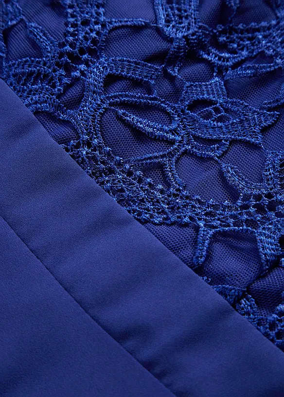 L&aring;ng aftonkl&auml;nning med spets, bonprix