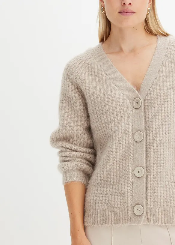 Ribbstickad cardigan med glansiga effekter, bonprix