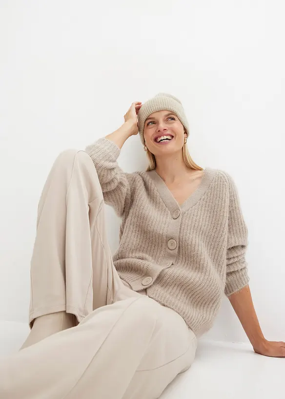 Ribbstickad cardigan med glansiga effekter, bonprix