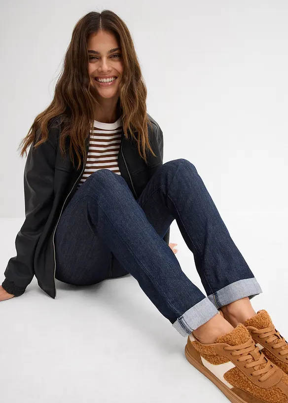 Straight Jeans Mid Waist, Stretch, bonprix