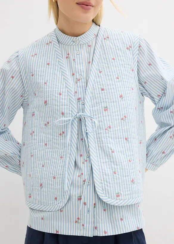 Quiltad v&auml;st med blombroderi, bonprix