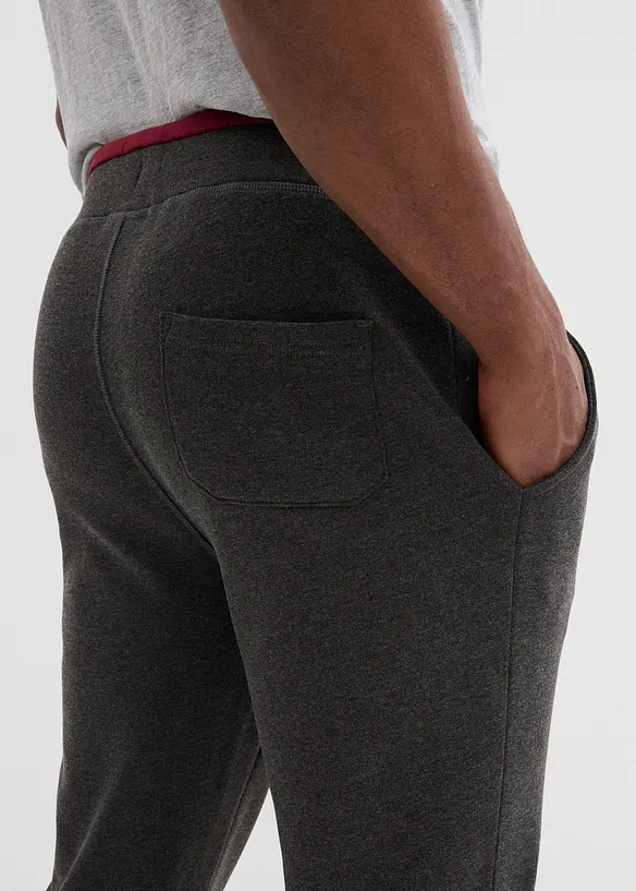 Joggingbyxa med sportiga detaljer, bonprix