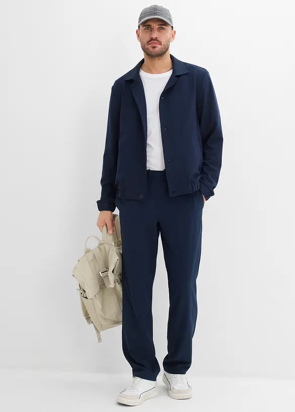 Tunn, stretchig jacka i lumbermodell, bonprix