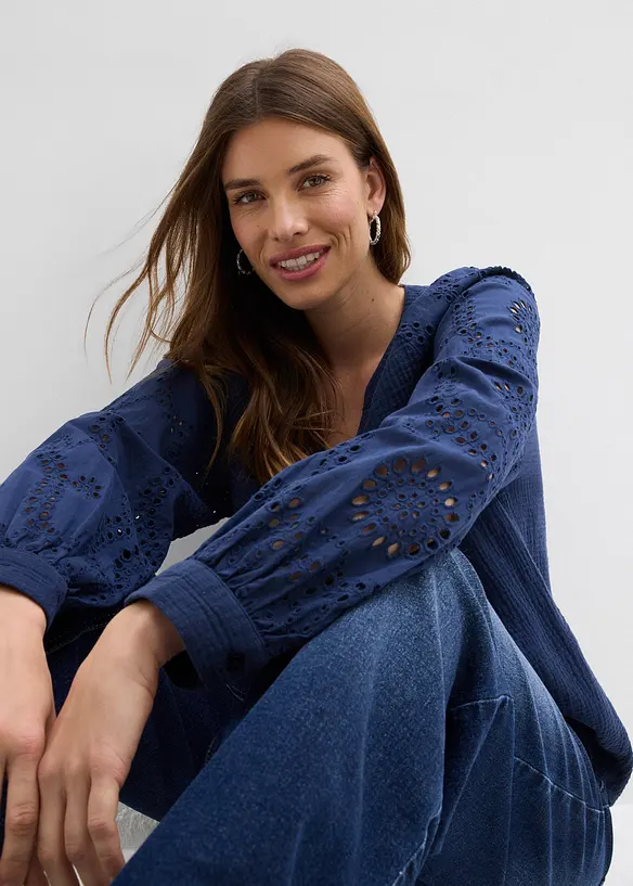 Blustunika av luftig musslin, bonprix