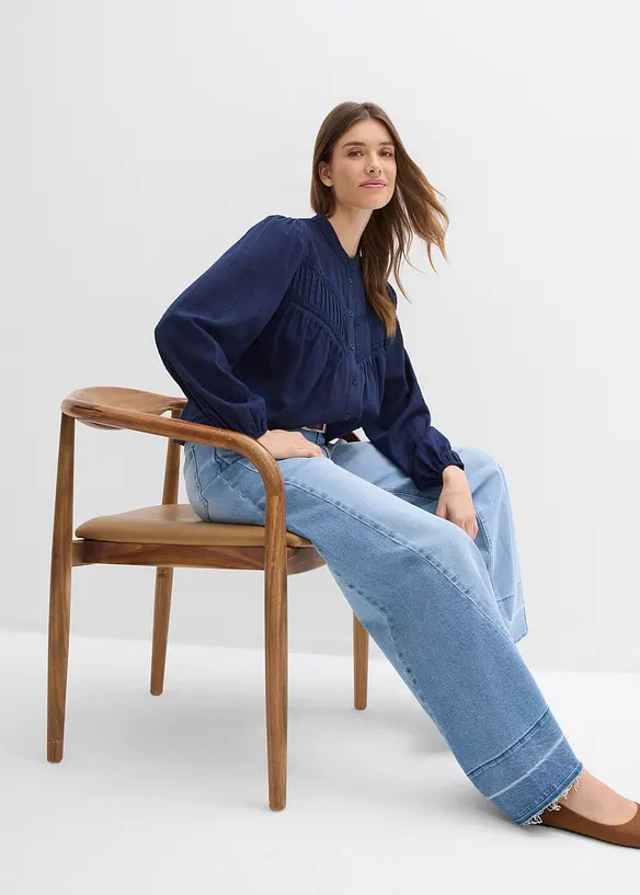 Bomullsblus med broderi, bonprix