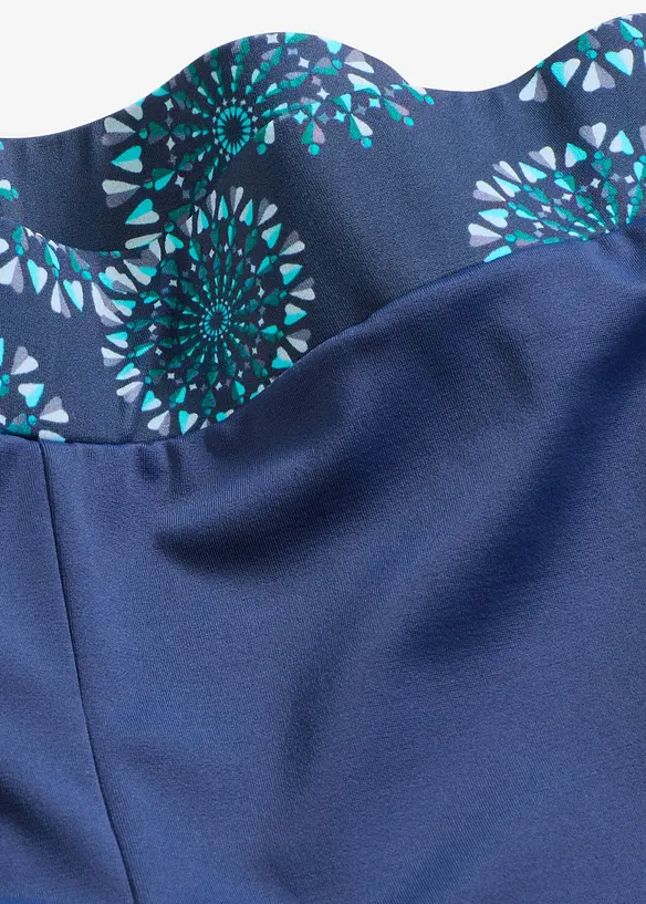 L&aring;ng badbyxa med res&aring;rmidja, bonprix