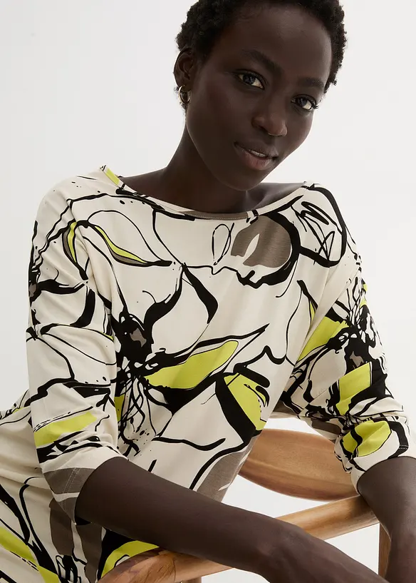 Topp med fladdermus&auml;rmar och blomm&ouml;nster, bonprix