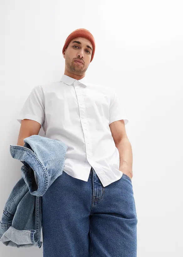 Stretchig kort&auml;rmad skjorta, smal passform, bonprix