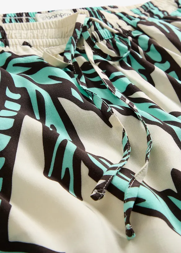 Vid byxa i b&ouml;ljande viskos, bonprix