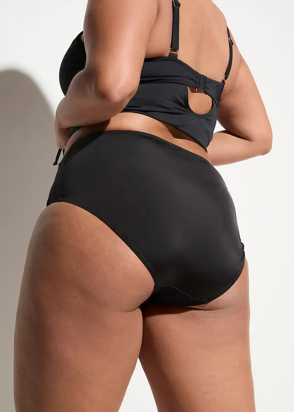 Bikinibyxa med h&ouml;g midja, bonprix