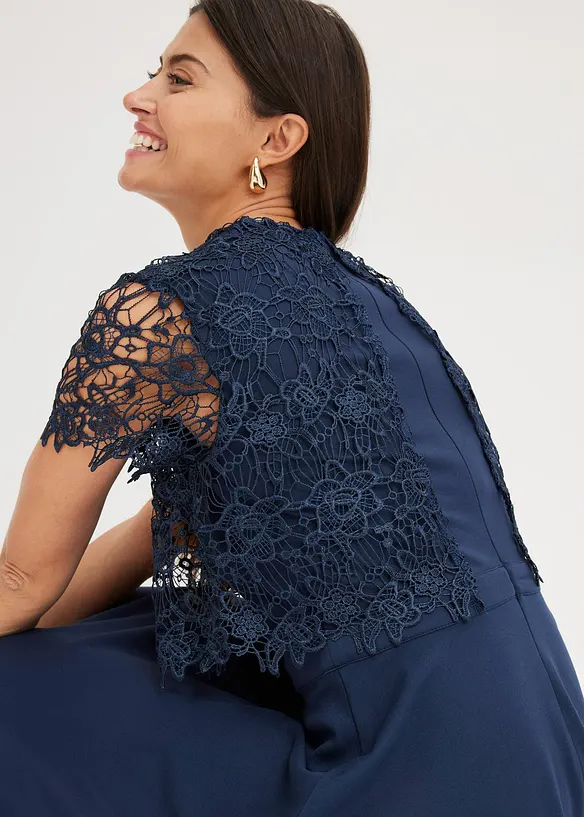 Mellanl&aring;ng kl&auml;nning med spets, bonprix