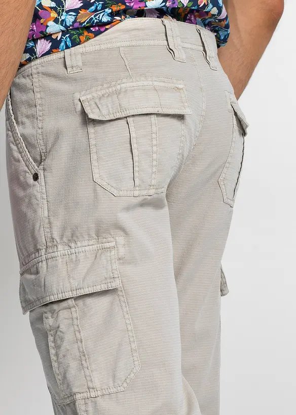 L&aring;nga cargoshorts av ren bomull, normal passform, bonprix