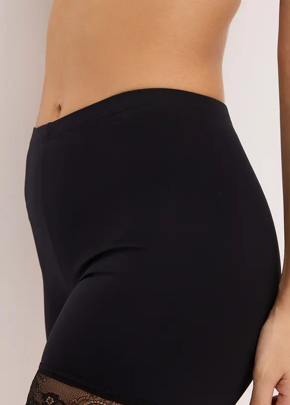 Cykelbyxa i svalkande polyamid och "anti skav"-ben i spets, bonprix